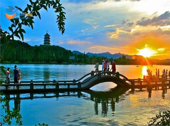 Tour Trung Quốc Hè 2025: Thượng Hải - Tô Châu - Hàng Châu - Ô Trấn